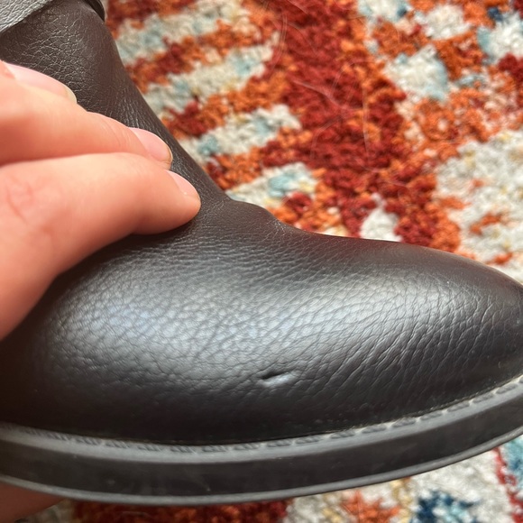 Black riding boots by Karl lagerfeld. - Picture 6 of 12